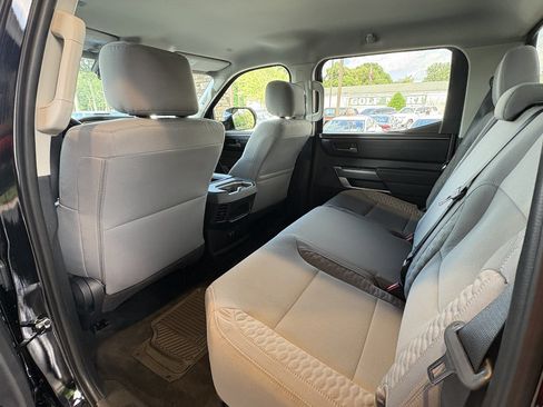 Used 2024 Toyota Tundra SR5 w/ SR5 Convenience Package AWD/4WD image 23