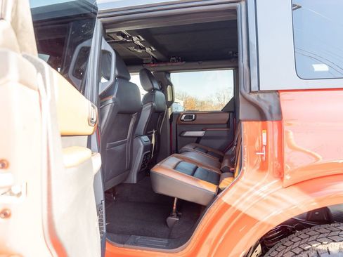 Used 2023 Ford Bronco Outer Banks image 35