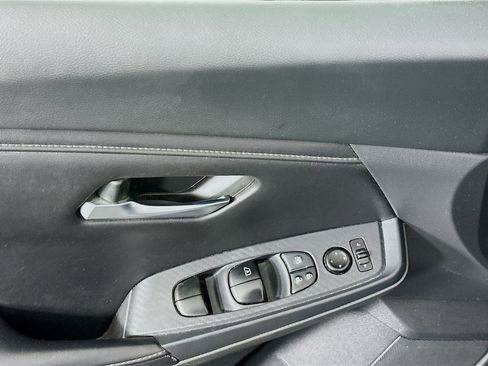 Used 2020 Nissan Sentra SV w/ Electronics Package FWD image 15