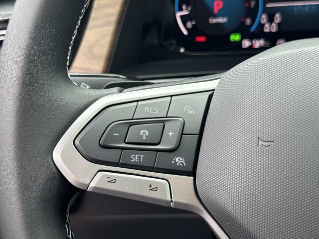 New 2026 Volkswagen Atlas SE FWD image 18