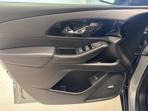 Certified 2023 Chevrolet Traverse RS w/ LPO, Floor Liner Package image 18