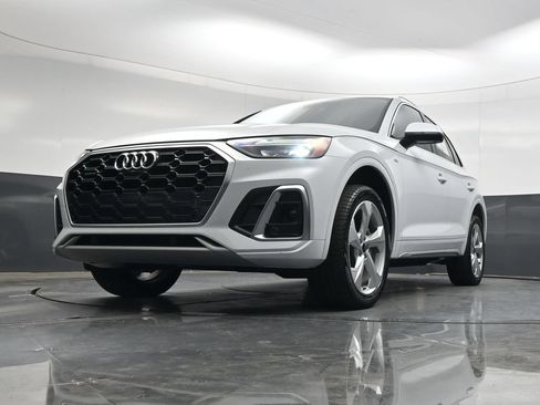 Used 2024 Audi Q5 2.0T Premium Plus AWD/4WD image 43