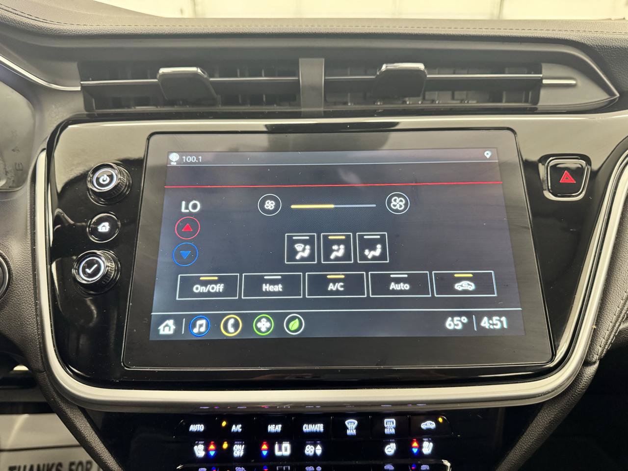 Used 2023 Chevrolet Bolt EUV LT w/ Convenience Package FWD image 24