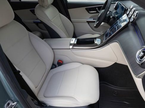 New 2026 Mercedes-Benz GLC 300 4MATIC image 21