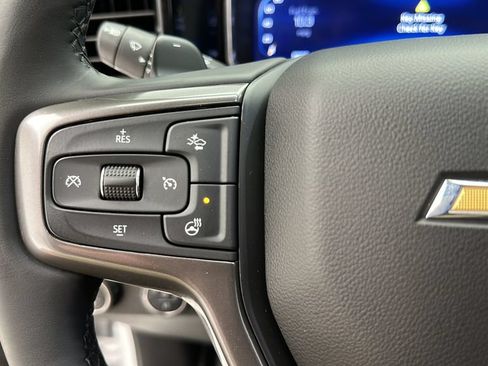 Used 2024 Chevrolet Silverado 1500 High Country w/ High Country Premium Package AWD/4WD image 19