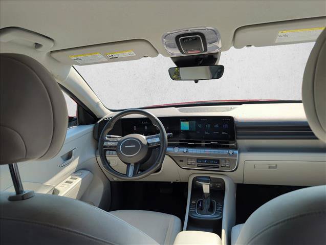 Used 2025 Hyundai Kona SEL FWD image 22