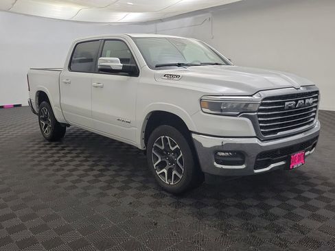 Used 2025 RAM 1500 Laramie image 6