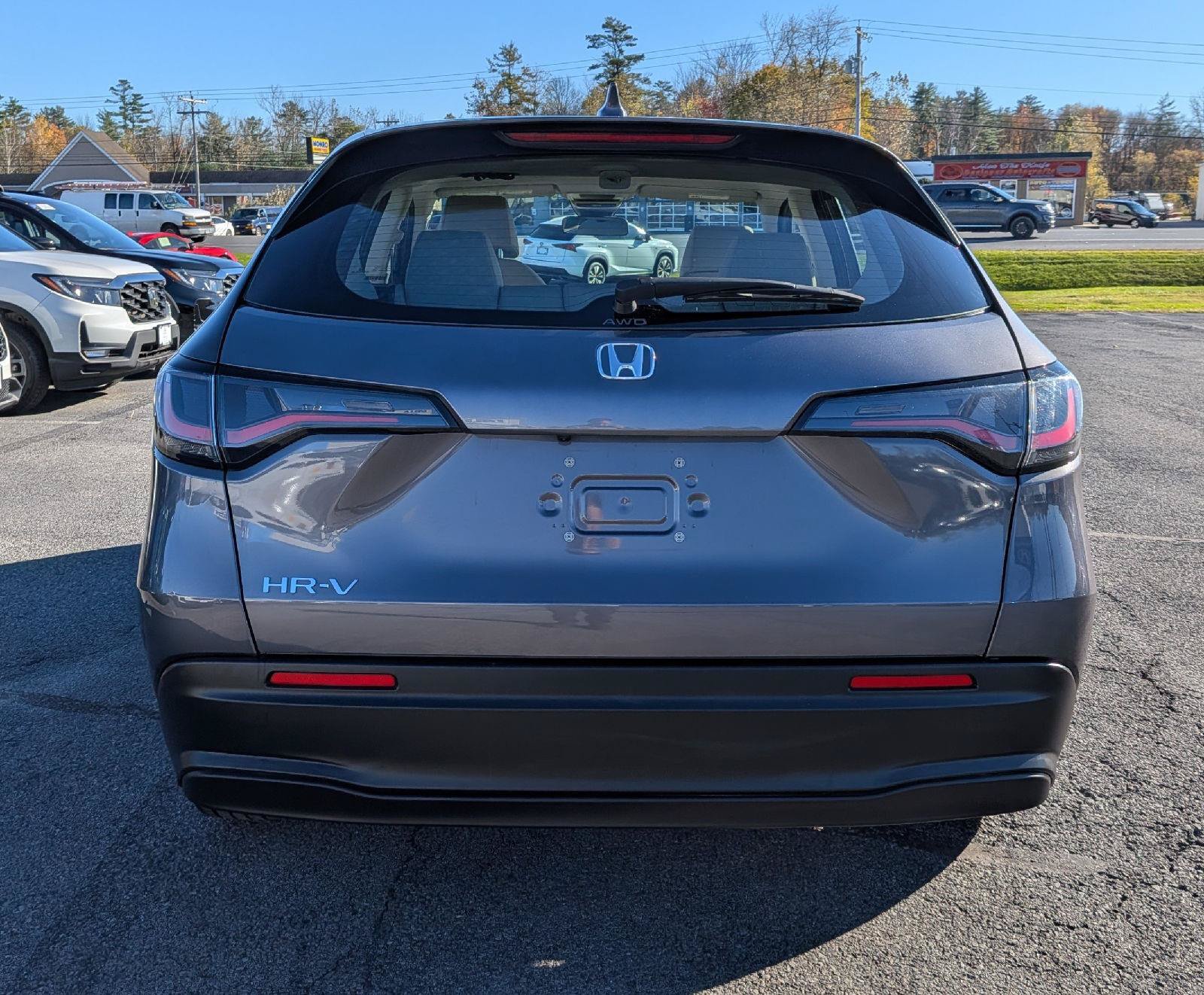 Certified 2024 Honda HR-V LX image 9