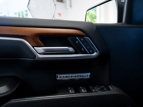 Used 2023 GMC Sierra 1500 Denali w/ Denali Reserve Package image 28