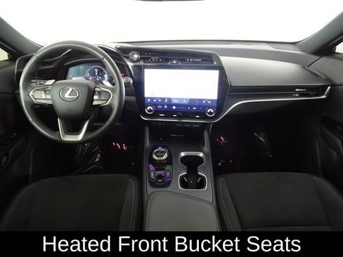 Used 2024 Lexus RZ 450e Premium image 29