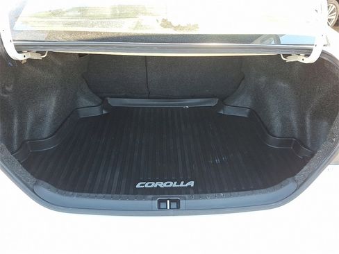 Used 2019 Toyota Corolla SE image 28