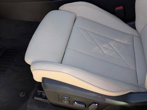 Used 2026 BMW X3 xDrive30 image 4