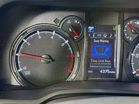 Used 2023 Toyota 4Runner SR5 Premium w/ Moonroof Package RWD image 12
