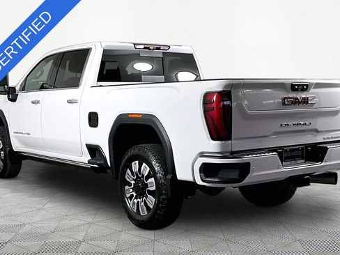 Certified 2025 GMC Sierra 2500 Denali w/ Denali Reserve Package AWD/4WD image 4