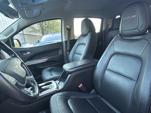 Used 2020 Chevrolet Colorado ZR2 w/ ZR2 Dusk Special Edition image 31