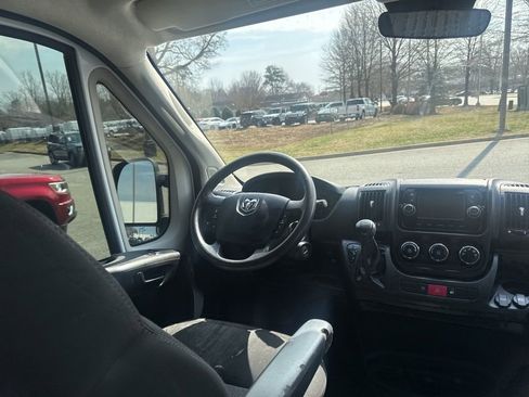 Used 2019 RAM ProMaster 1500 FWD image 12