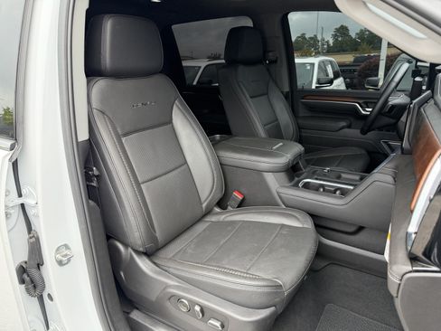 Used 2026 GMC Sierra 2500 Denali w/ Denali Reserve Package AWD/4WD image 36