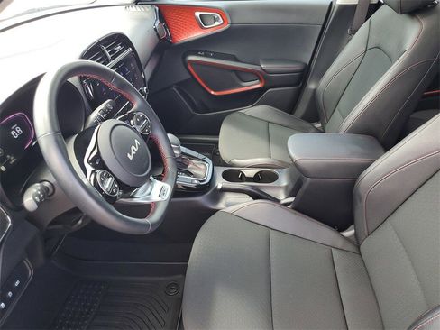 Used 2025 Kia Soul GT-Line image 5