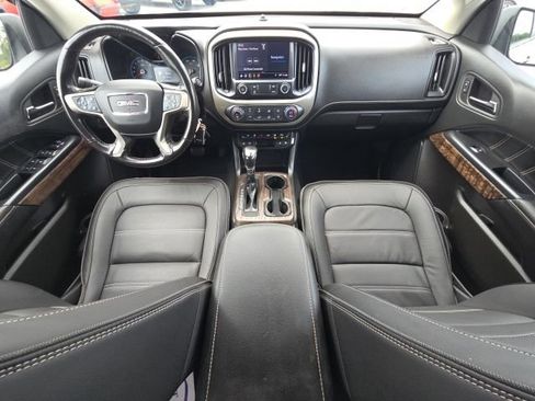 Used 2022 GMC Canyon Denali image 22