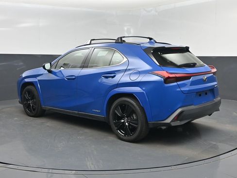 Used 2021 Lexus UX 250h w/ Premium Package AWD/4WD image 4