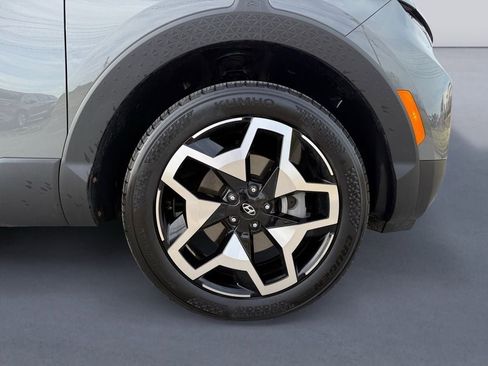 Used 2024 Hyundai Santa Cruz Limited AWD/4WD image 9