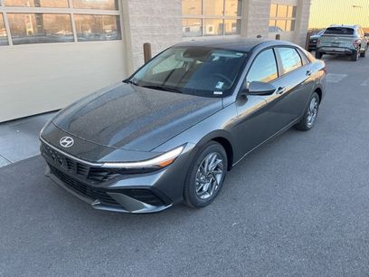 New 2026 Hyundai Elantra Blue