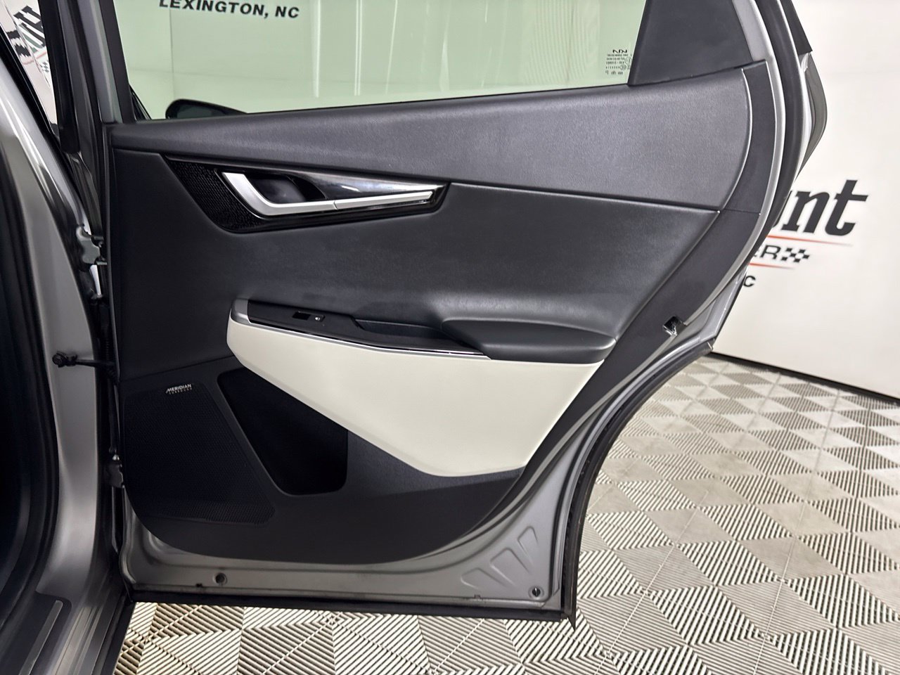 Used 2024 Kia EV6 GT-Line RWD image 21