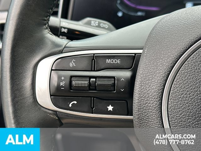 Used 2025 Kia Sportage EX FWD image 29