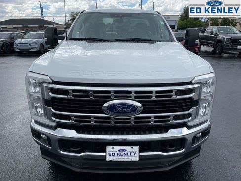 Used 2023 Ford F350 XLT w/ Camper Package image 19