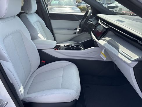New 2026 Jeep Cherokee Laredo AWD/4WD image 54