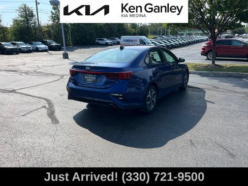 Used 2020 Kia Forte LXS FWD image 5