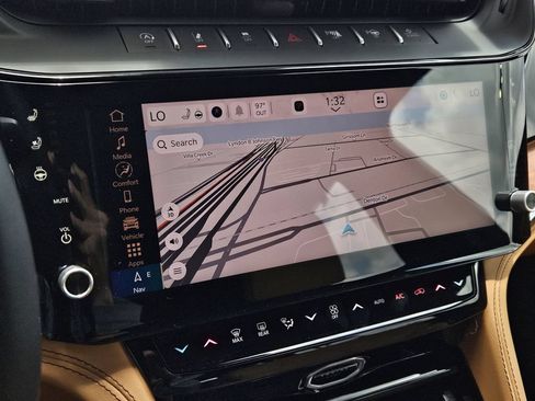 New 2026 Jeep Grand Cherokee L Summit AWD/4WD image 18