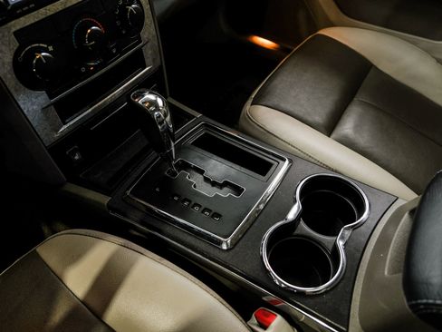 Used 2008 Chrysler 300 Touring image 29