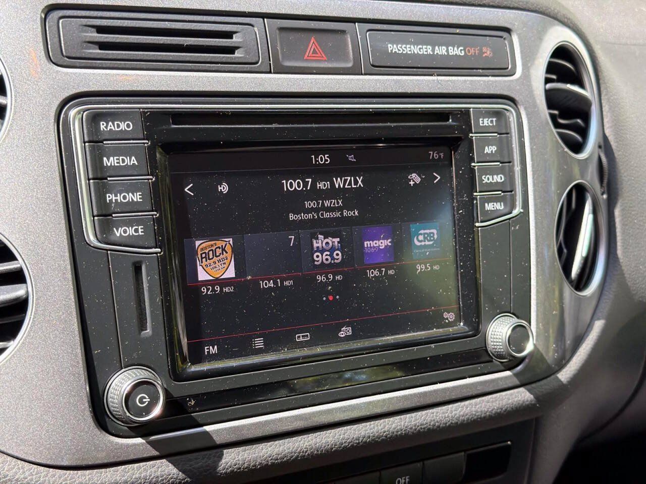 Used 2017 Volkswagen Tiguan S AWD/4WD image 14