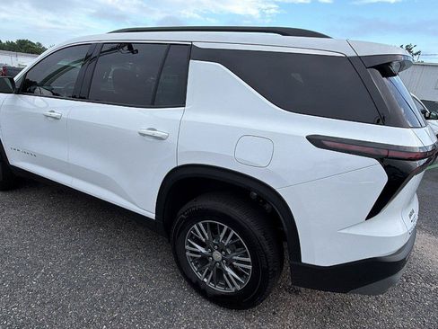 New 2026 Chevrolet Traverse LT FWD image 10