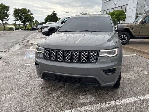 Used 2021 Jeep Grand Cherokee Laredo X AWD/4WD image 10