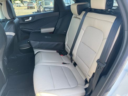 Used 2020 Ford Escape Titanium AWD/4WD image 10