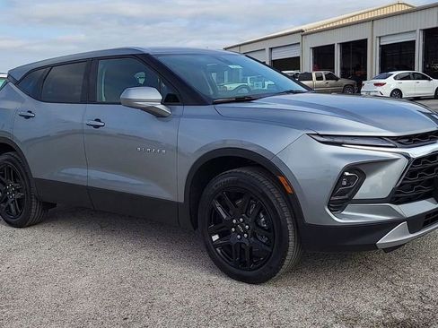 New 2025 Chevrolet Blazer LT w/ Driver Confidence Package image 9