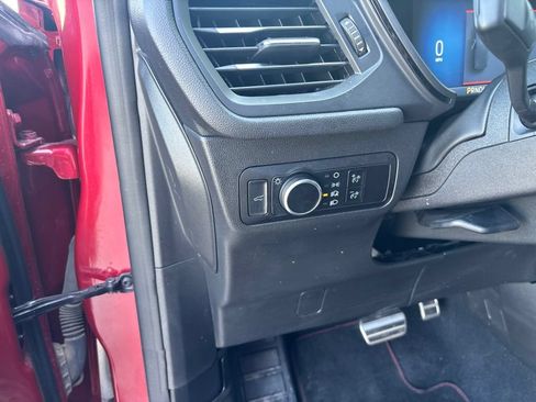 Used 2023 Ford Escape ST-Line w/ Tech Pack #1 AWD/4WD image 7