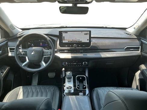 Used 2026 Mitsubishi Outlander SEL AWD/4WD image 17