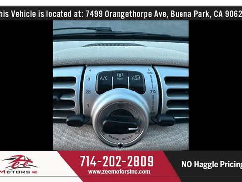 Used 2013 smart fortwo passion image 25