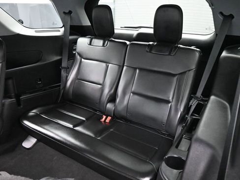 Used 2021 Ford Explorer XLT w/ Equipment Group 202A image 20