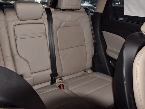 New 2026 Lincoln Corsair Reserve image 21