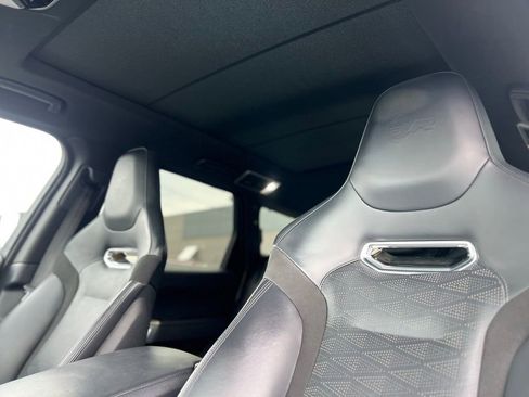 Used 2022 Land Rover Range Rover Sport SVR image 15