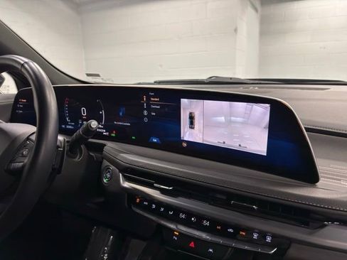 Used 2025 Cadillac XT4 Premium Luxury AWD/4WD image 10