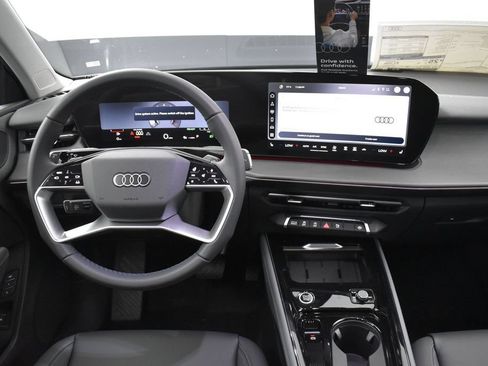 New 2026 Audi Q3 quattro 2.0T AWD/4WD image 12