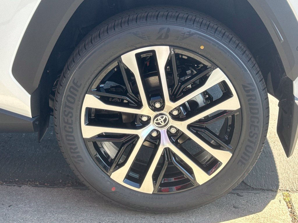 New 2026 Toyota RAV4 Limited AWD/4WD image 18