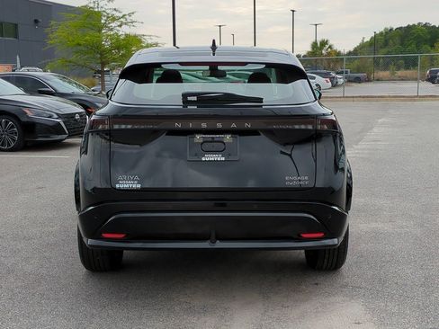 New 2024 Nissan Ariya AWD image 5