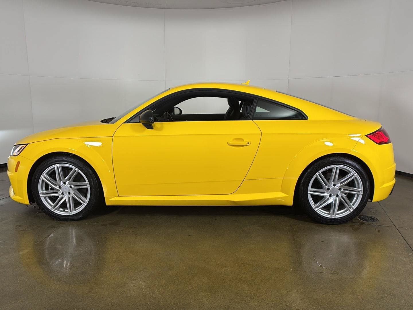 Used 2017 Audi TTS 2.0T Coupe AWD/4WD image 17