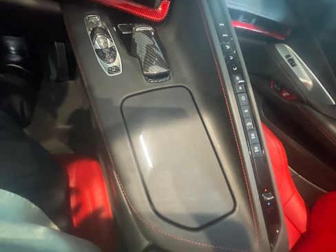 Used 2022 Chevrolet Corvette Stingray Coupe w/ Z51 Performance Package RWD image 38